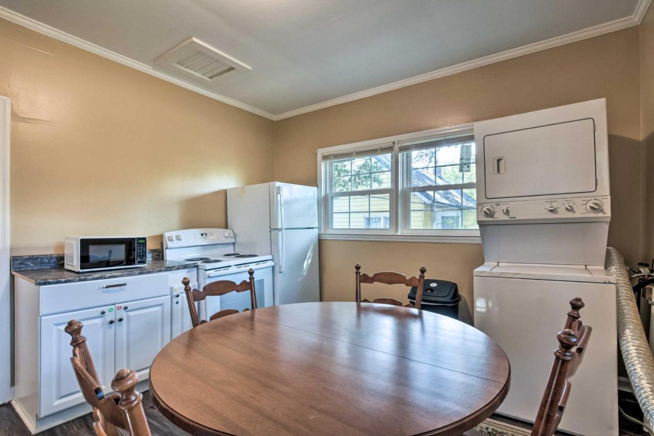 Cozy Greenville Bungalow About 2 Mi To Downtown! エクステリア 写真