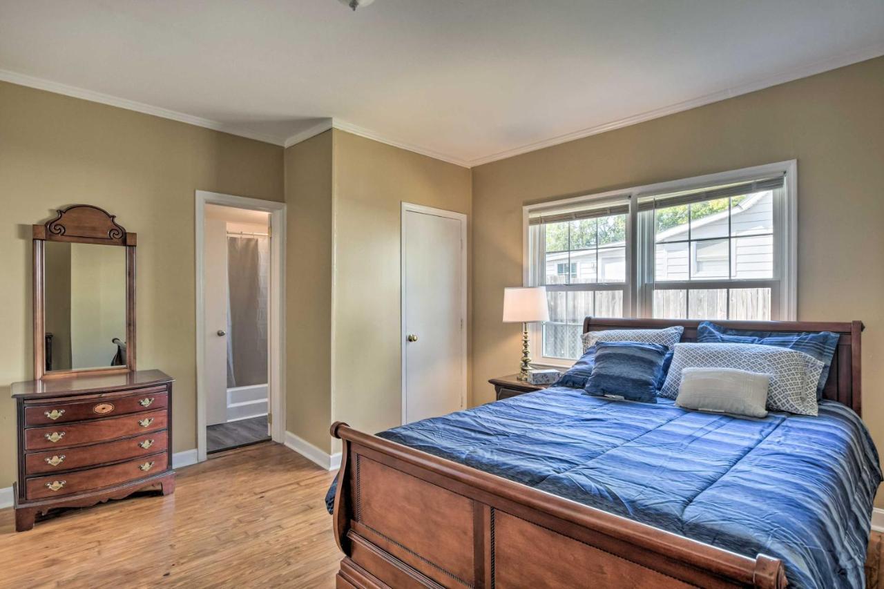 Cozy Greenville Bungalow About 2 Mi To Downtown! エクステリア 写真