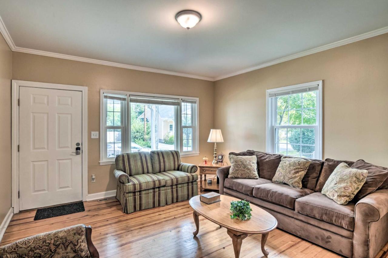 Cozy Greenville Bungalow About 2 Mi To Downtown! エクステリア 写真